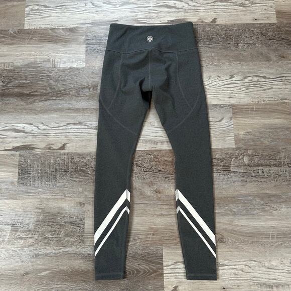 Tory Sport Gray Chevron Stripe High Rise Leggings XS Athletic Stretch Workout - Picture 4 of 10